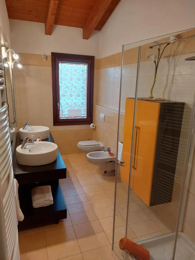 Appartamento Elizabeth'S House Mirandola Italia