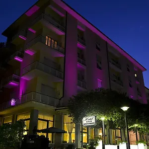 https://hotel-mediterraneo-chianciano-terme.it-tuscanyhotel.com